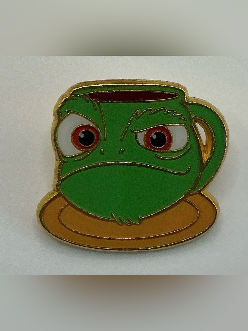 DISNEY PASCAL THE CHAMELEON FROM TANGLED TEACUP SERIES COLLECTIBLE PIN